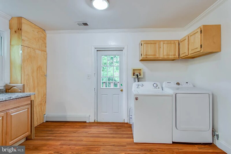 Building Photo - 301 Loureiro Ln