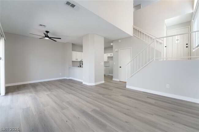 Building Photo - 1656 Cloister Ave