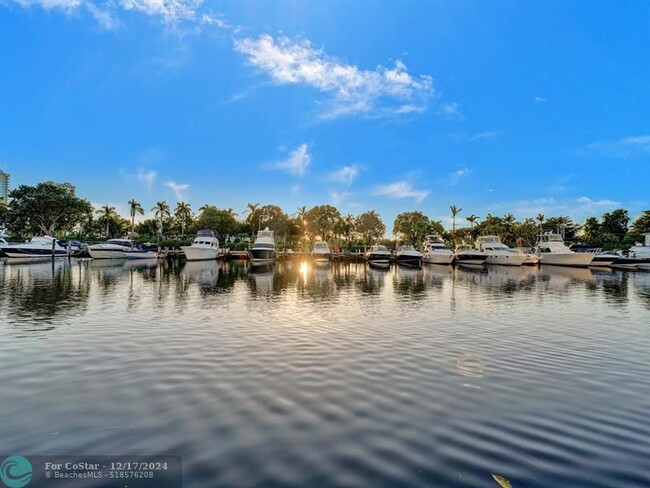 Building Photo - 601 Three Islands Boulevard