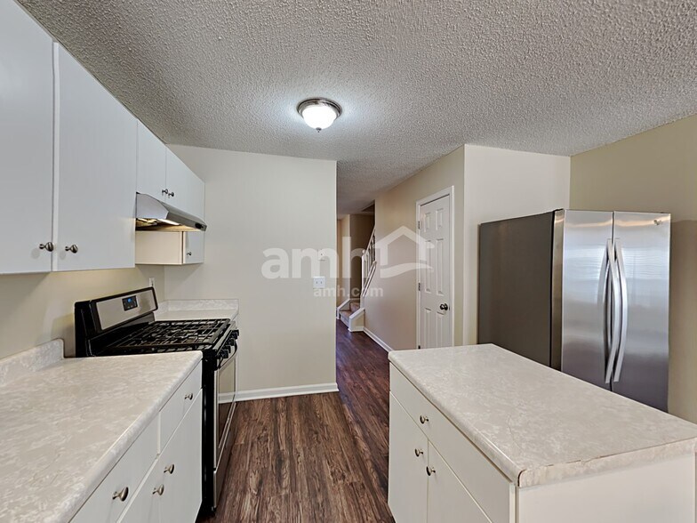 Building Photo - 4445 Tuckahoe Ct