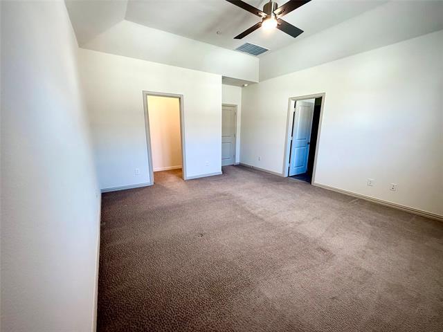 Building Photo - 3672 Wellesley Ave