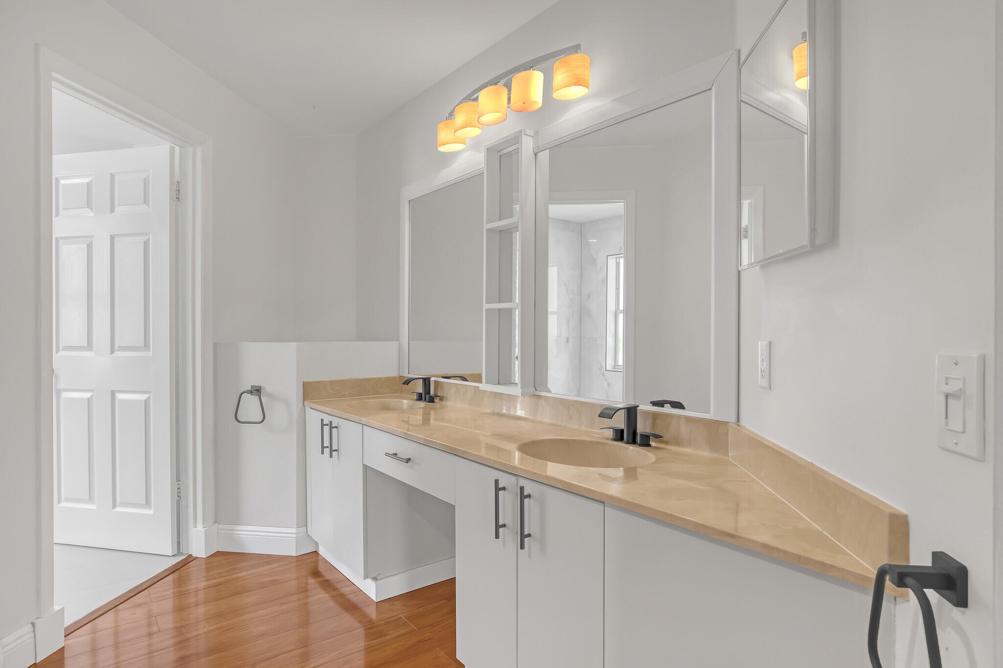 Building Photo - 6817 Barnwell Dr