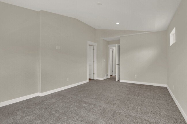 Building Photo - 3780 Venice Grove