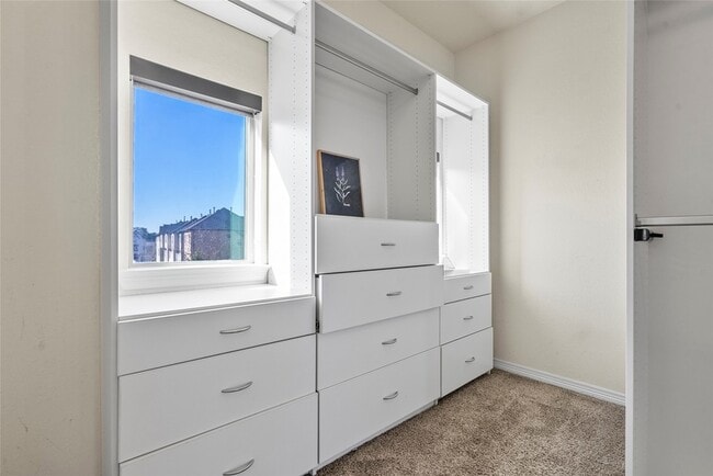 Building Photo - 10218 Spring Shadows Park Cir