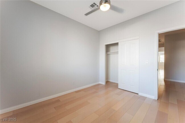 Building Photo - 2267 Alanhurst Dr