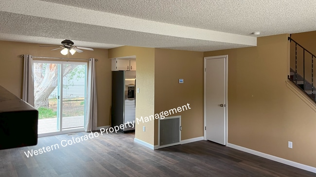 Building Photo - 3058 Hill Ave