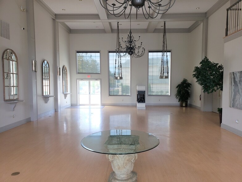 Building Photo - 701 Masters Row