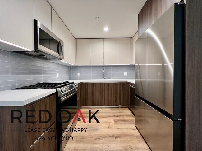 Building Photo - 5801 Camerford Ave