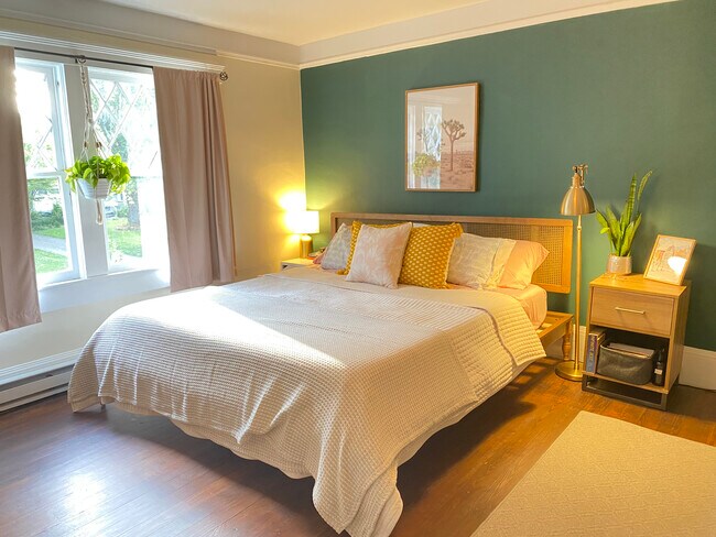 Building Photo - 169 Neely Rd