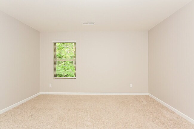 Building Photo - 1335 Elmstead Pl