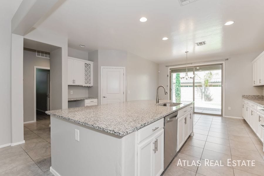 Building Photo - 7184 S Paseo Monte Verde