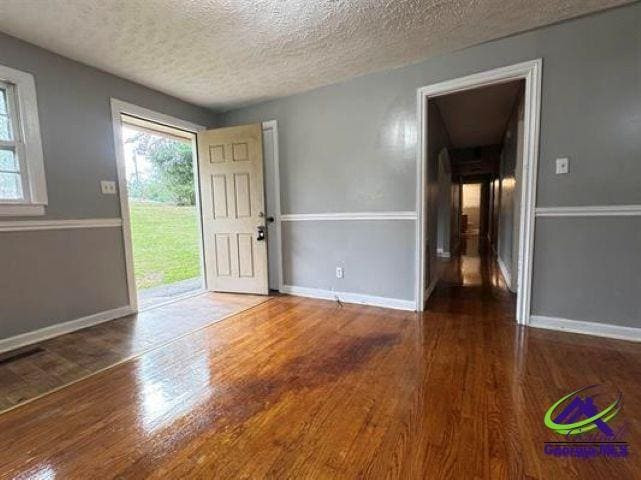 Building Photo - 140 Spencer Hill Ct