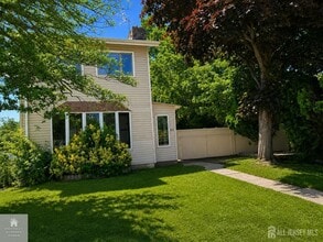 Building Photo - 311 Prospect Ave