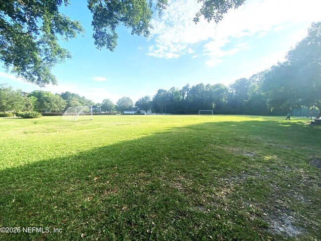 Building Photo - 10519 Creston Glen Cir E