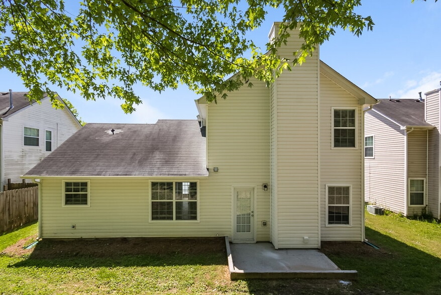 Building Photo - 3656 Gray Birch Dr