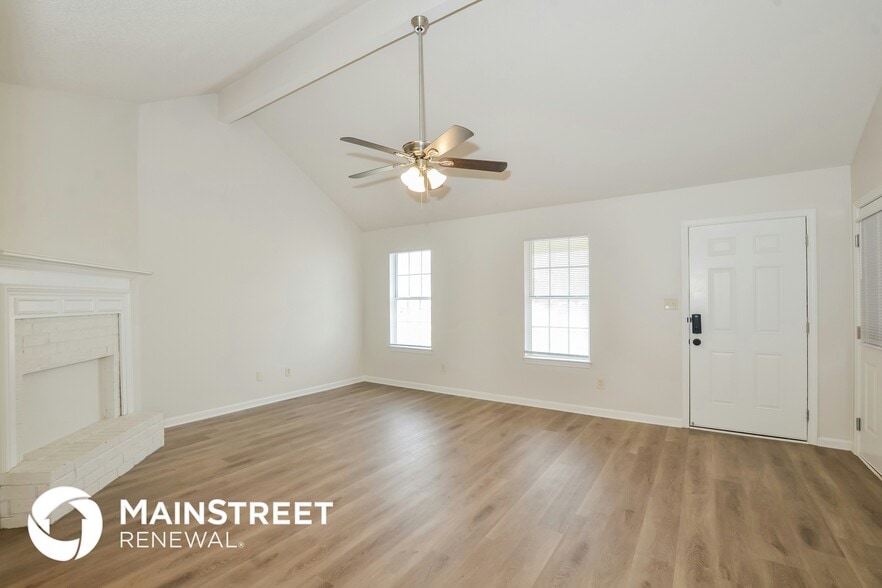 Building Photo - 7623 Caitlynn Circle W