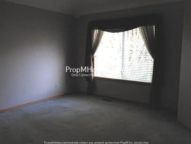 Building Photo - Wonderful Four Bedroom Home in Westlake!