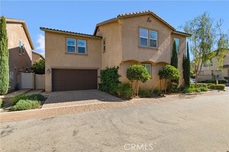 Building Photo - 2993 E Via Corvina