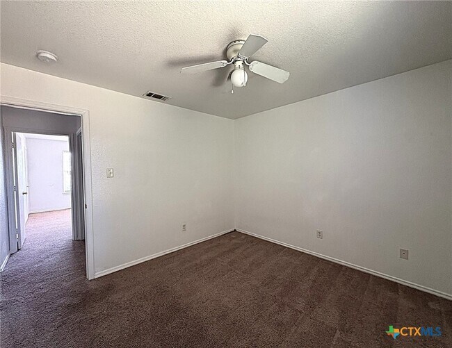 Building Photo - 5709 Redstone Dr