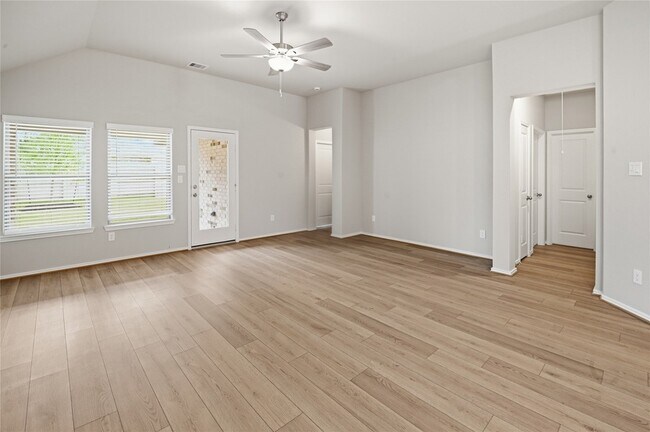Building Photo - 2415 Honeyberry Shrub Dr