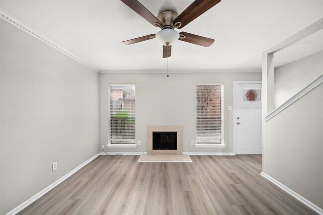 Building Photo - 1601 S Shepherd Dr