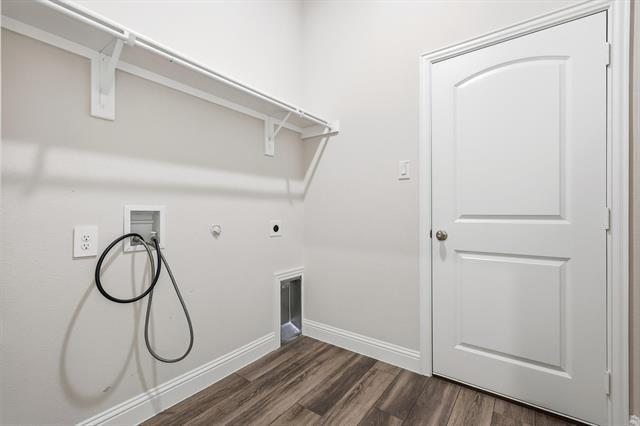 Building Photo - 513 Oleander Dr