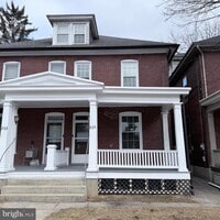 Building Photo - 235 Park Ave