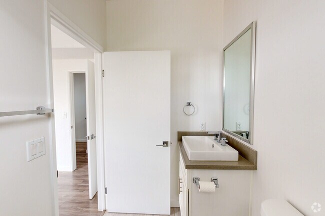 2 BR, 2 BA, 2 HBA, bathroom - 5941 Barton Ave