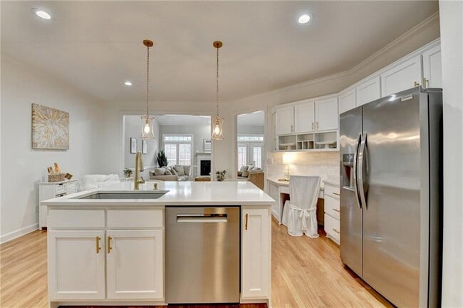 Building Photo - 106 Magnolia Grove