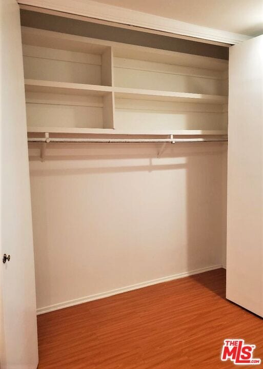 Building Photo - 435 N Palm Dr