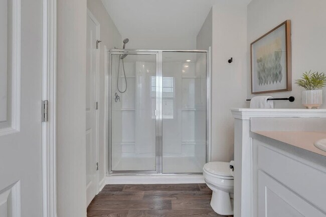 Building Photo - 321 Dogwood Cir