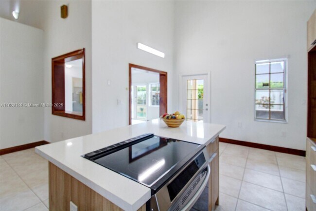 Building Photo - 12370 SW 96th St