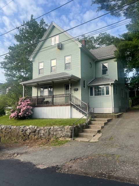 Primary Photo - 55 Roberts St