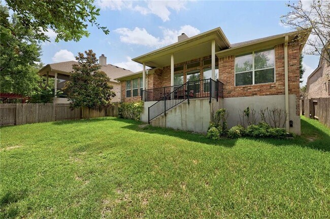 Building Photo - 15520 Bandon Dr