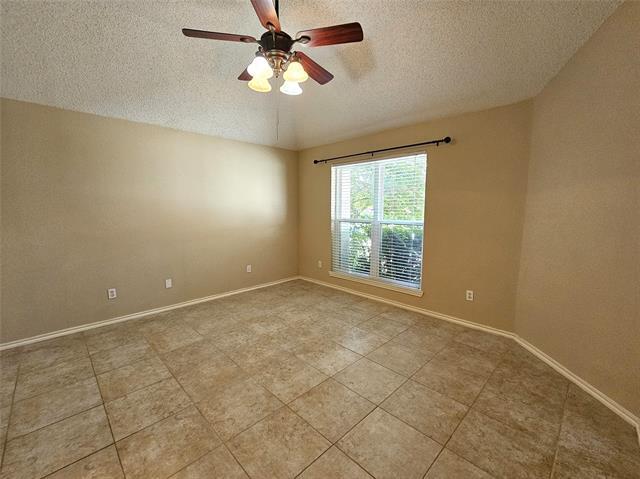 Building Photo - 2705 Francisco Dr