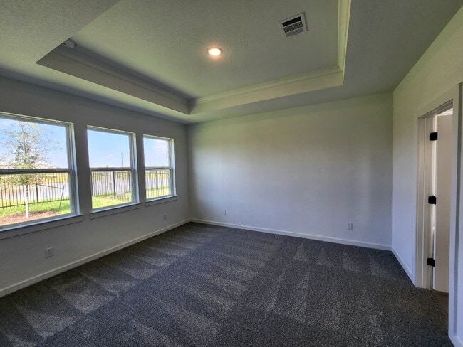 Building Photo - 21226 Blue Blf Dr