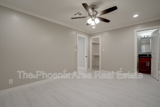 Building Photo - 99 N Cooper Rd