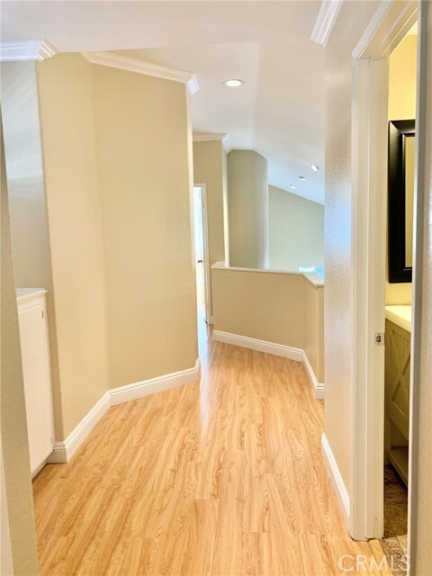 Building Photo - 15686 Altamira Dr