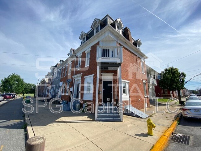 Primary Photo - 201 N Broad St