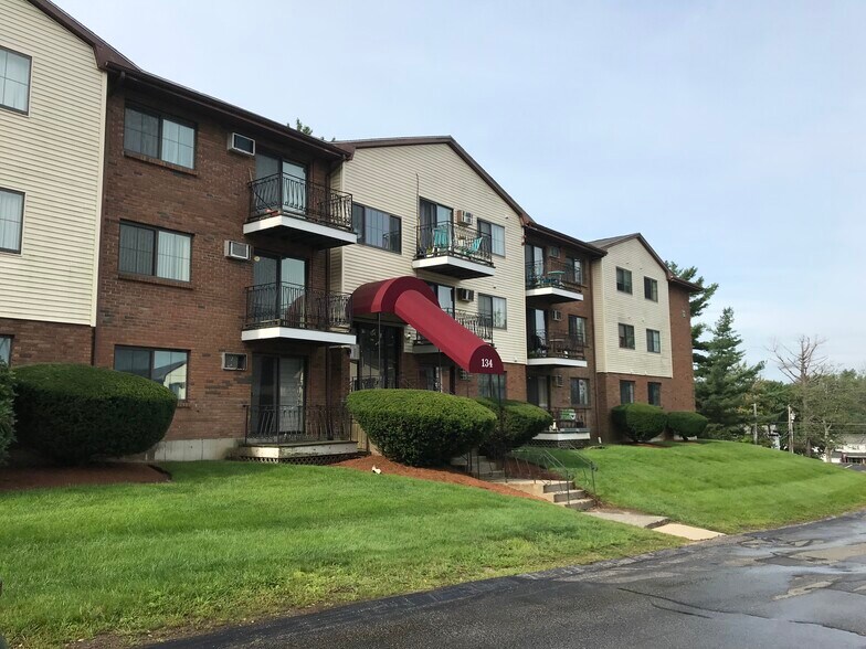 Primary Photo - 134 Mammoth Rd