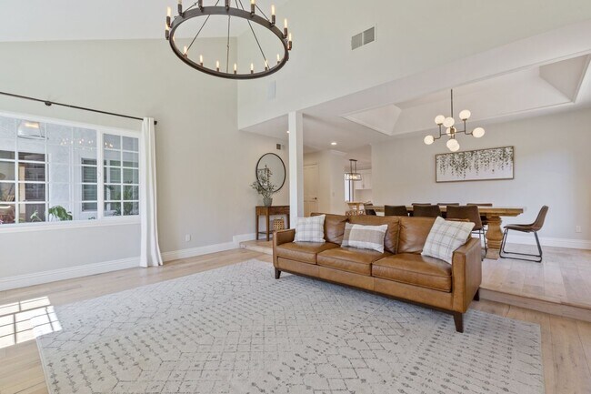 Building Photo - 6146 Shadycreek Dr