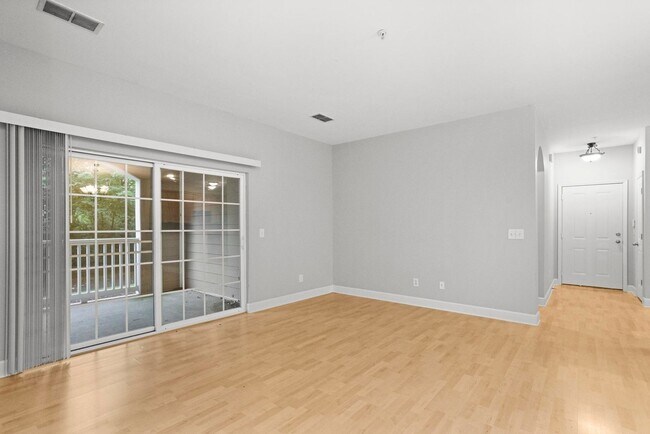 Building Photo - 8441 Callabee Way
