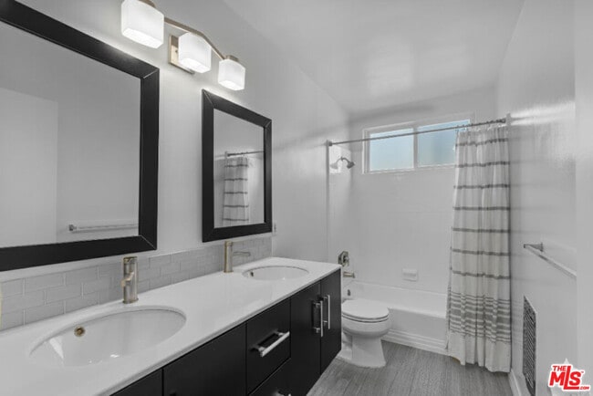 Building Photo - 1234 19th St