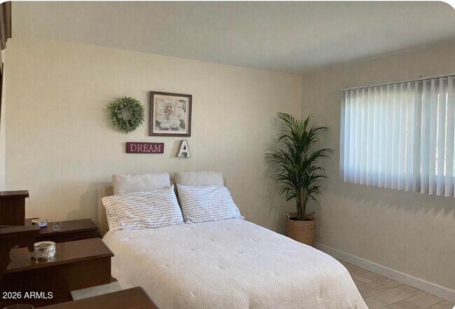 Building Photo - 5830 N 83rd St