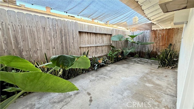 Building Photo - 7672 Amazon Dr