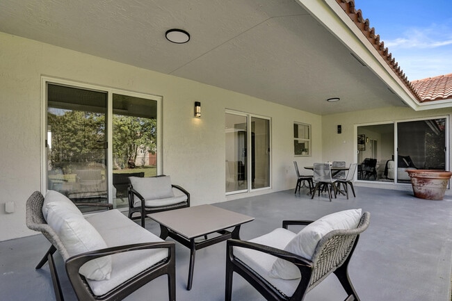 Building Photo - 2881 NW 98th Way