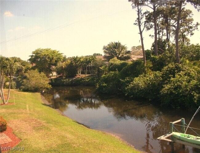 Building Photo - 15160 Riverbend Blvd