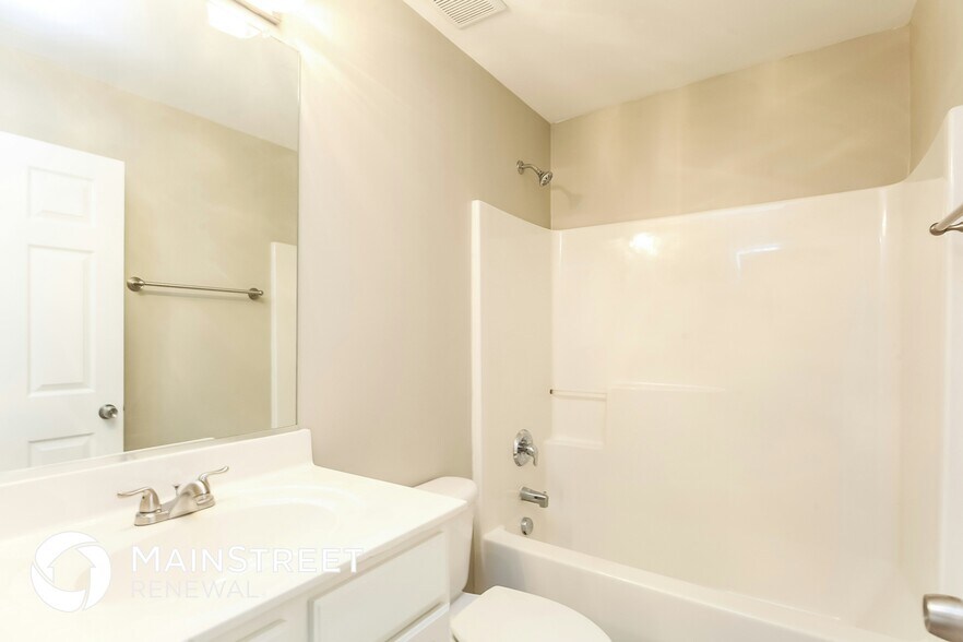 Building Photo - 1034 Quinlan Dr