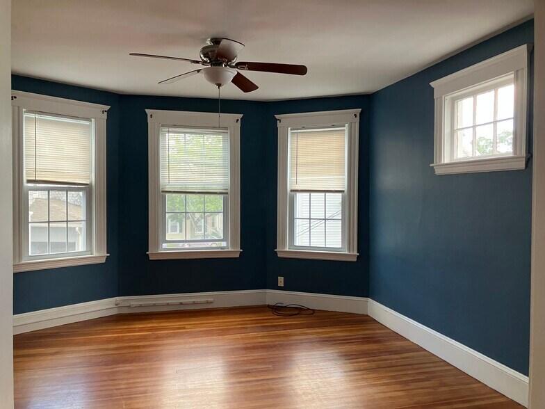 Building Photo - 5R Buffum St