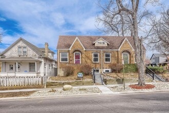 Building Photo - LOCATION LOCATION! Charming and updated bungalow located just west of Wash Park!!  Move in Specia...